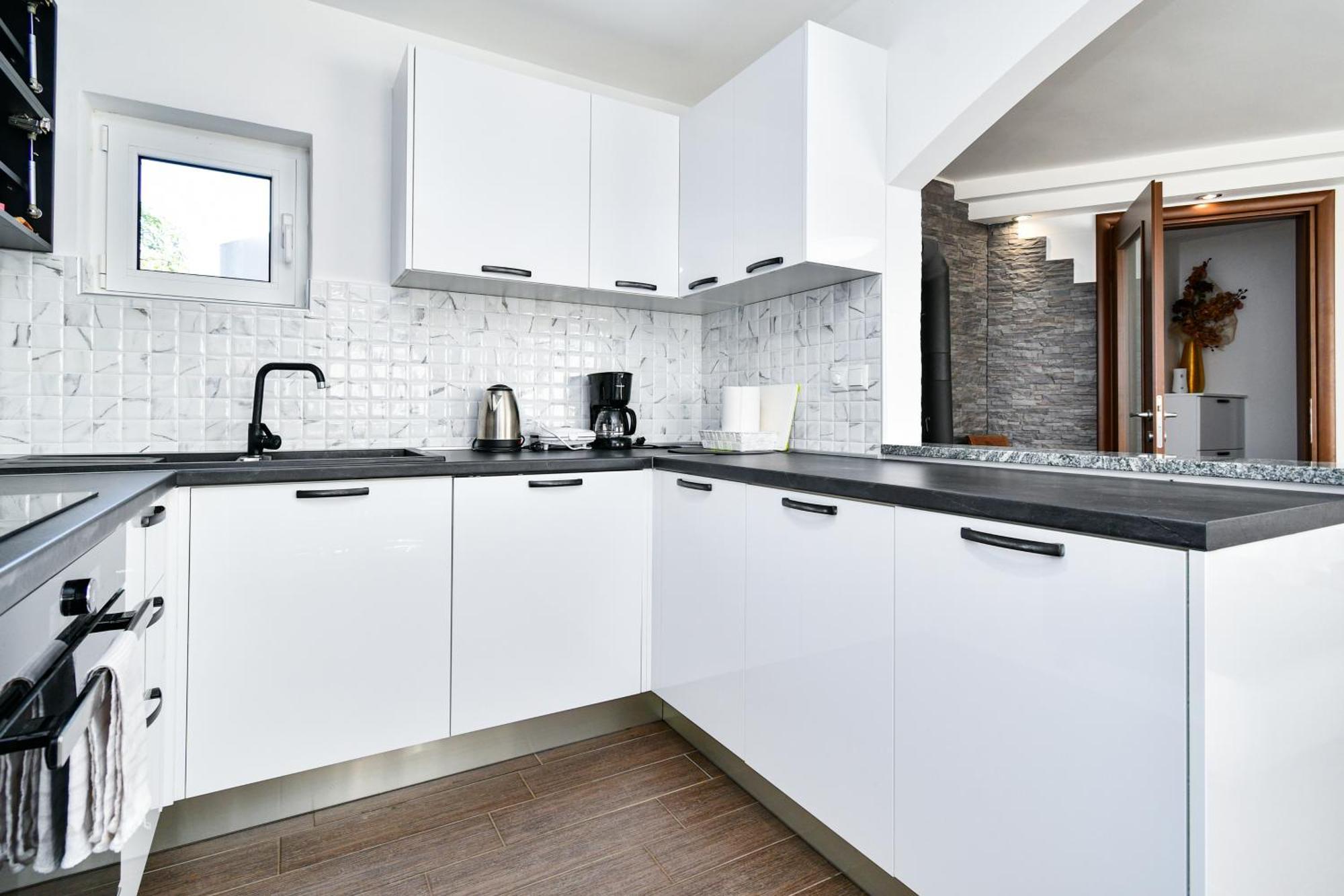 Apartman Lavanda Sa Bazenom I Okucnicom 4* Hreljin Exteriér fotografie