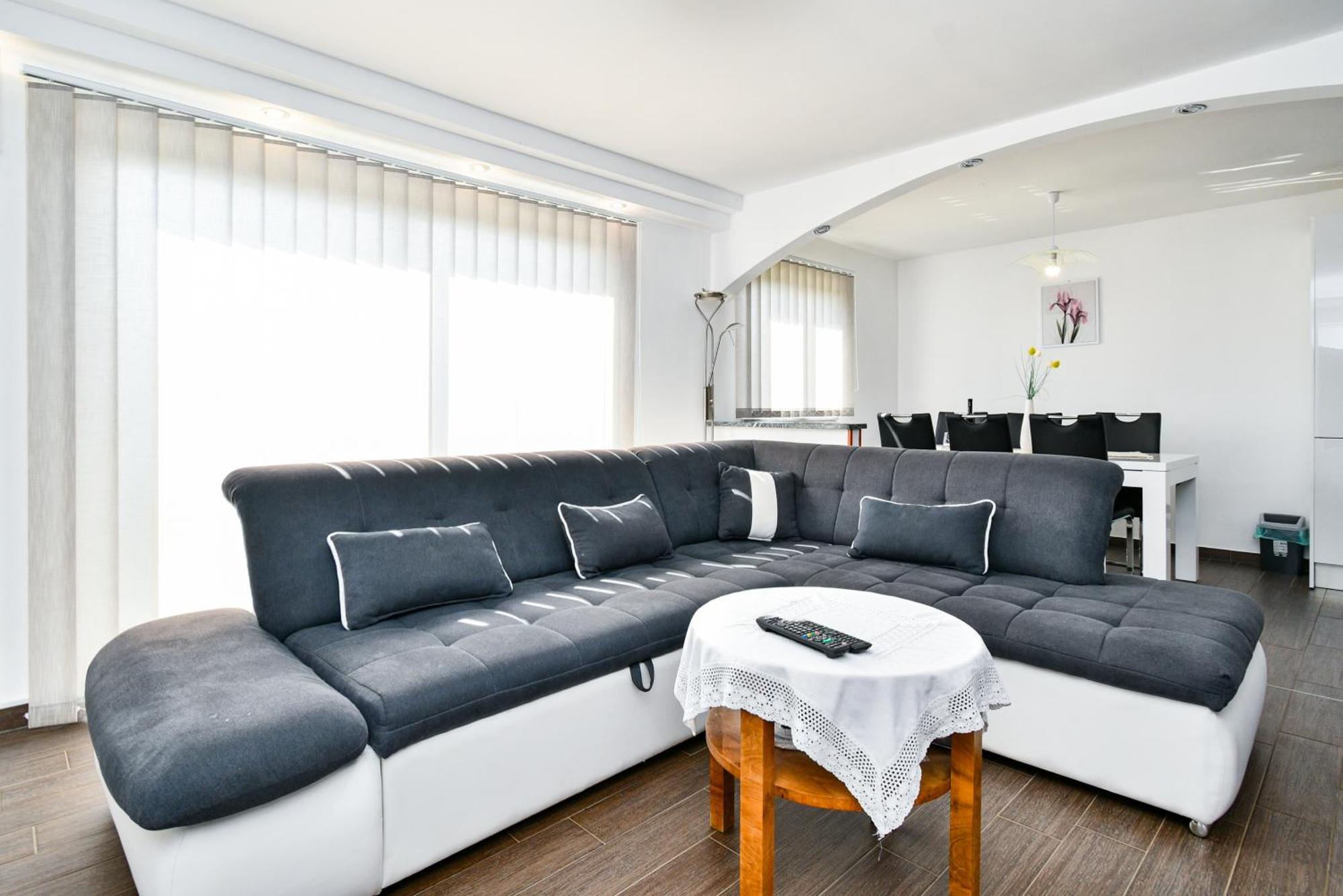 Apartman Lavanda Sa Bazenom I Okucnicom 4* Hreljin Exteriér fotografie